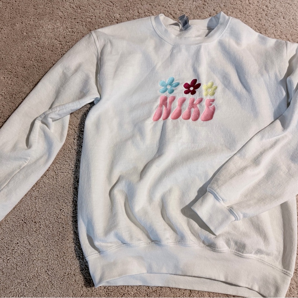 Gildan Women's White Sweater with Floral Embroidery